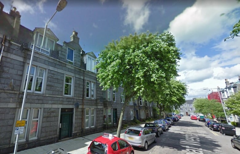 Main view of property at Flat F, 7 Great Western Place, Aberdeen, AB10 6QN