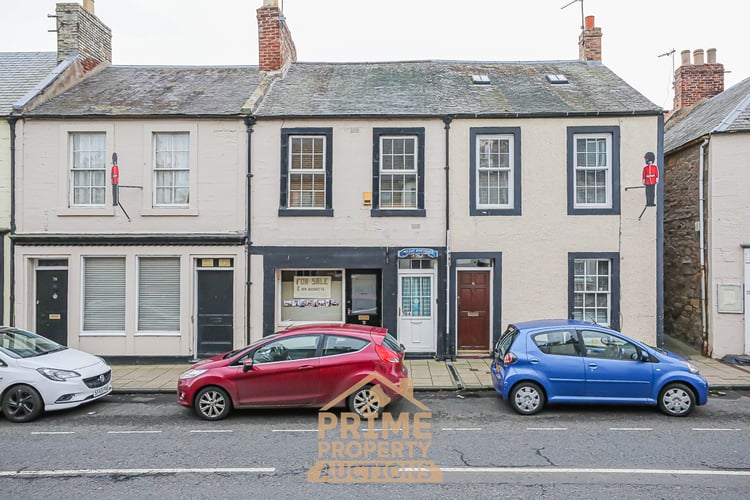 Main view of property at 76 & 76A High Street, Coldstream, TD12 4DH