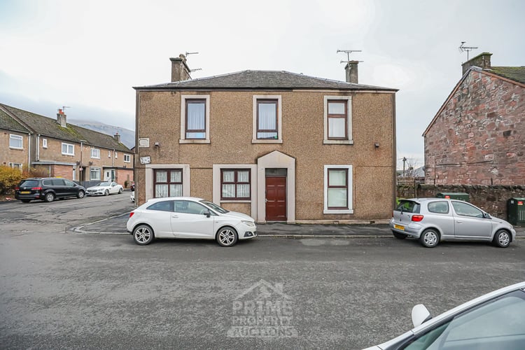 Main view of property at 79D Queen Street, Alva, FK12 5AH
