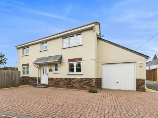 Preview of property 13A The Meadows, Cornwall, PL30 3LT