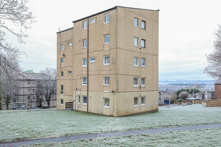 Main view of property at 584 Charleston Drive, Dundee, DD2 4AB