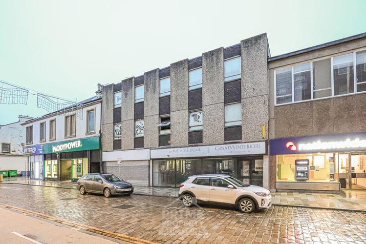Main view of property at 35 - 39 West Blackhall Street, Greenock, PA25 1UT