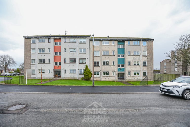 Main view of property at 177 Cairncry Road, Aberdeen, AB16 5DT