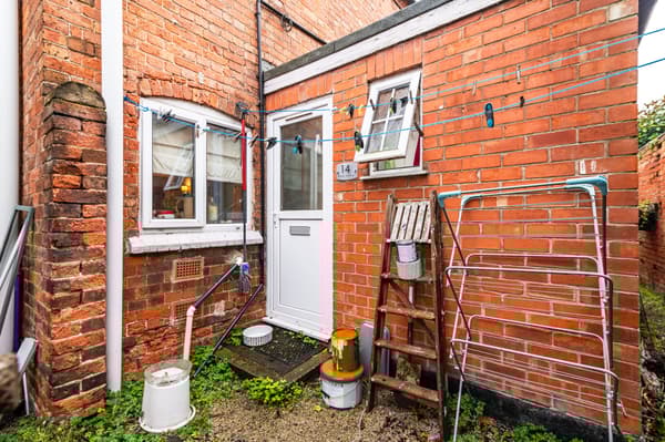 Preview of property 14 Station Terrace, Nottingham, NG12 2AH