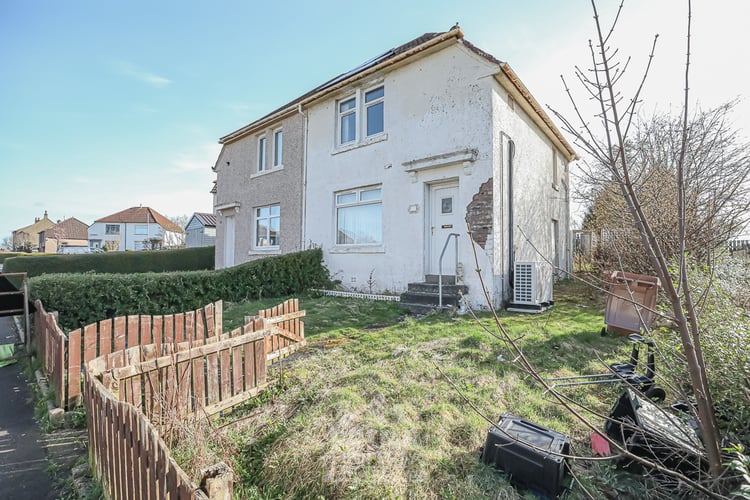 Main view of property at 13 Monro Avenue, Kilmarnock, KA1 2JX