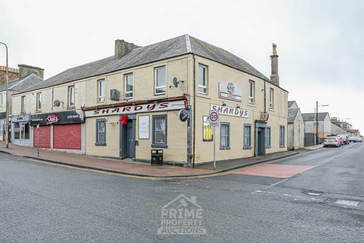 Main view of property at Shardy's Bar, 55 Bank Street, Lochgelly, KY5 9QG