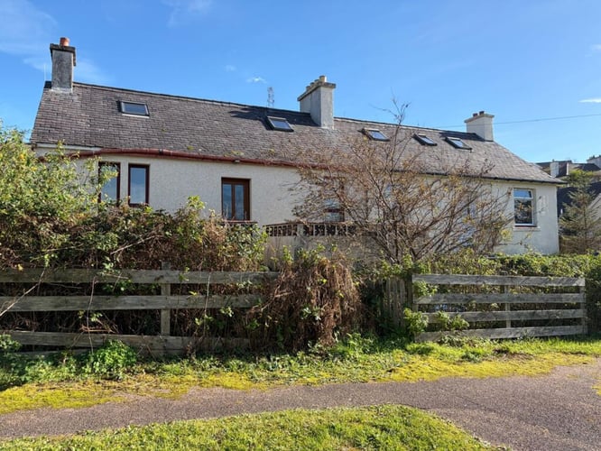 Main view of property at 1 Marine Place, Mallaig, PH41 4RD