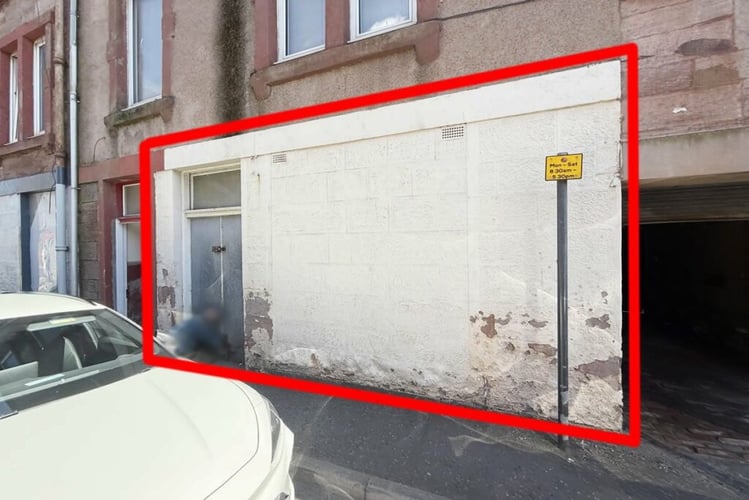 Main view of property at 4 Dishlandtown Street, Arbroath, Angus, DD11 1QX