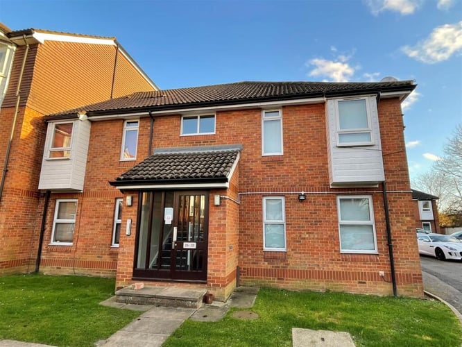 Main view of property at 261 Church Road, Mitcham, CR4 3EX