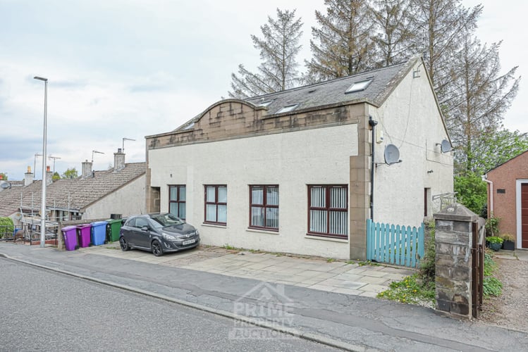 Main view of property at 51A South Street, Forfar, DD8 2BW