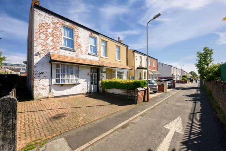 Main view of property at 87 Railway Street, Southport, PR8 5BD