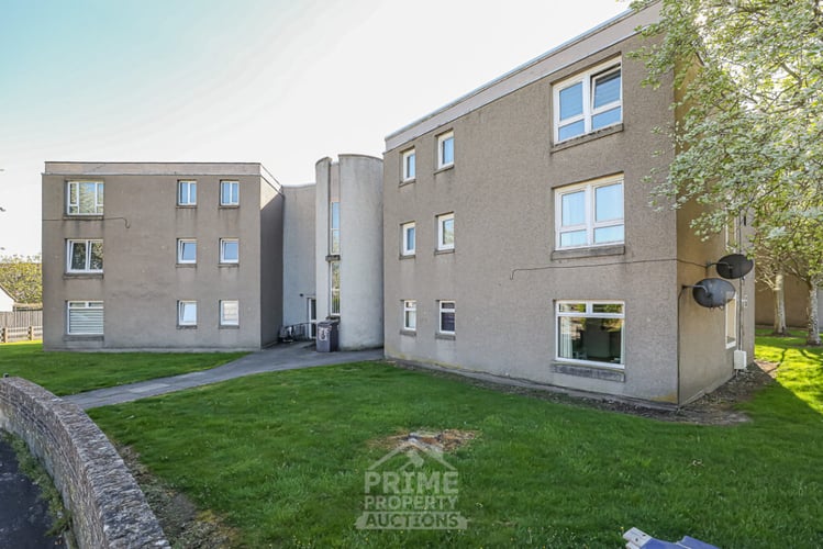 Main view of property at 12 Drinnies Crescent, Dyce, Aberdeen, AB21 7LP