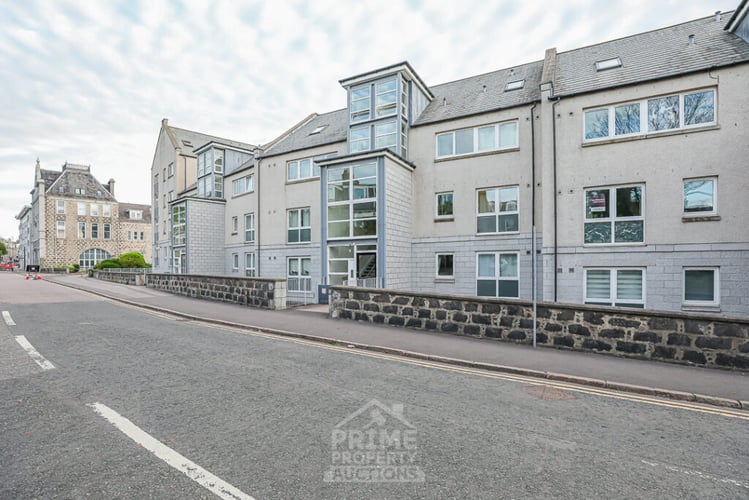 Main view of property at 7 Dee Village 3FF, Millburn Street, Aberdeen, Aberdeenshire, AB11 6LG