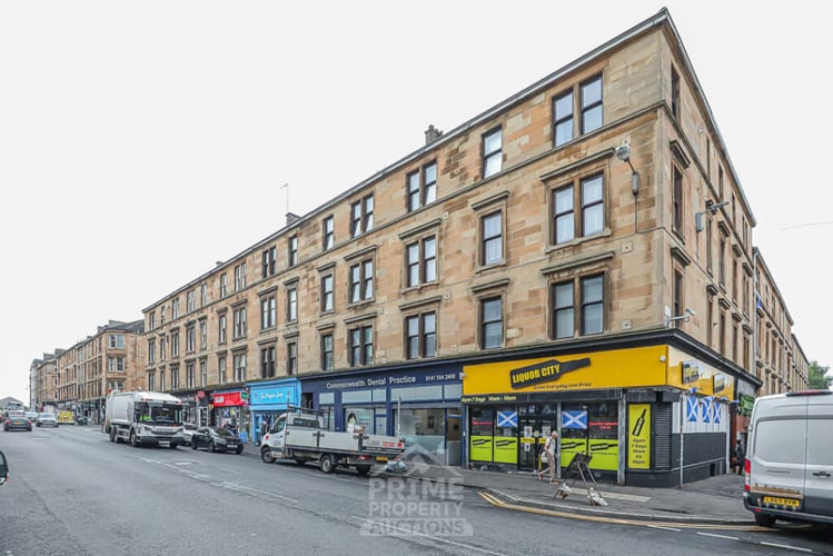 Main view of property at 366 Duke Street, Flat 2-2, Glasgow, G31 1RE