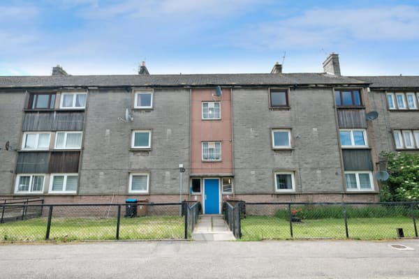 Preview of property 10 Caiesdykes Drive, Aberdeen, AB12 5HT