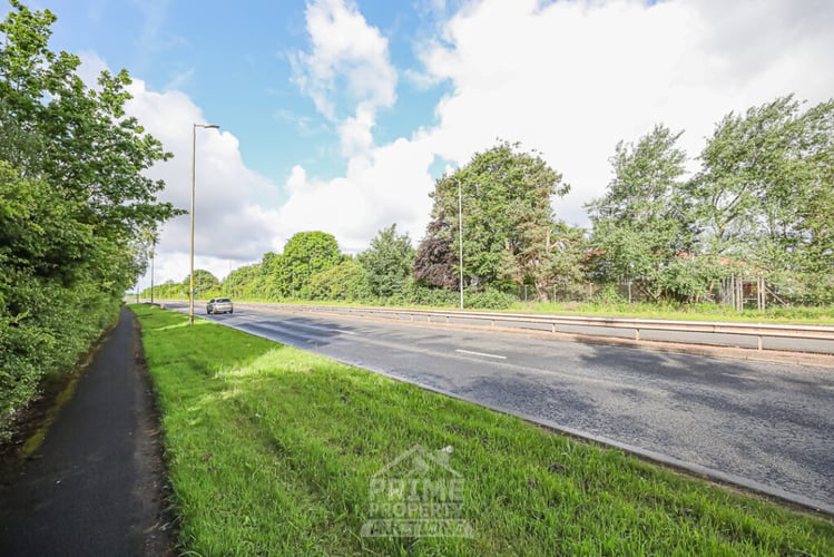 Main view of property at Land Adjacent To The A80, Moodiesburn, G69 0LG