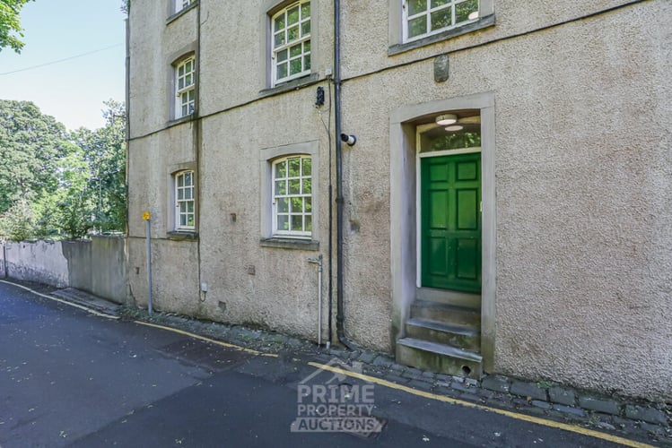 Main view of property at Flat 1 Eastbridge Mews, Castlehill Place, Cupar, KY15 4HP