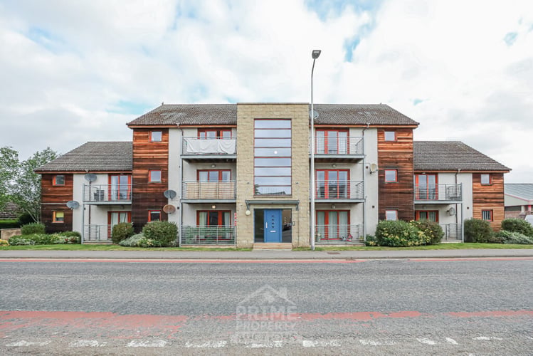 5 Pine Court Nairn Road, Forres, IV36 1FF