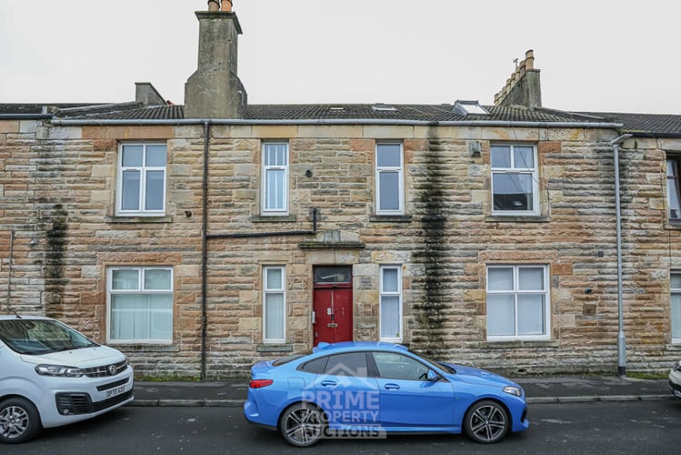 Main view of property at 8 Galloway Place, Saltcoats, KA21 5BD