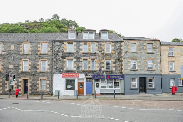 Preview of property Top Floor Flat, 43 Combie Street, 43 Combie Street, Oban, PA34 4HS
