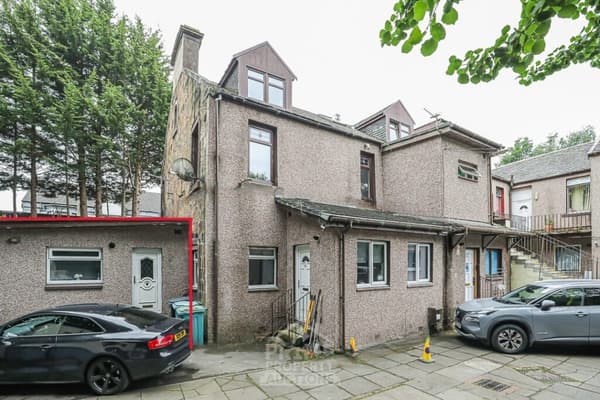 Preview of property 9C Holytown Road, Bellshill, ML4 1ED