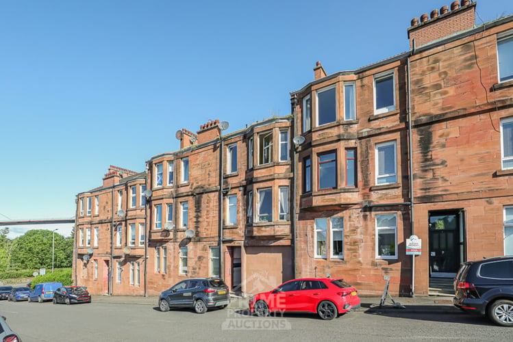 Main view of property at 7 Stuart Street Flat 2-2, Old Kilpatrick, Glasgow, G60 5HA