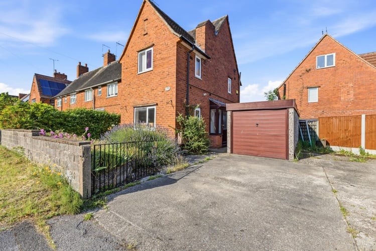 Main view of property at 1 Seventh Avenue, Clipstone Village, Mansfield, NG21 9DP