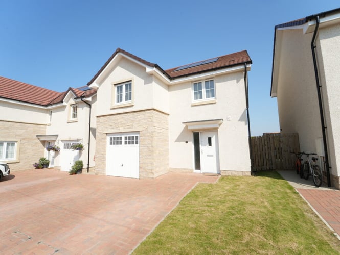 Main view of property at 25 Armour Grove, Ayrshire, KA11 2HE