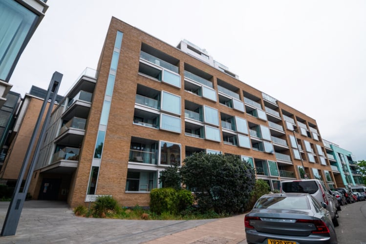 Main view of property at 1 Lux Apartments, 9 Broomhill Road, Wandsworth, SW18 4GG