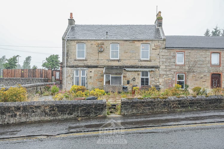 Main view of property at 11 Main Street, Murkirk, KA18 3RG