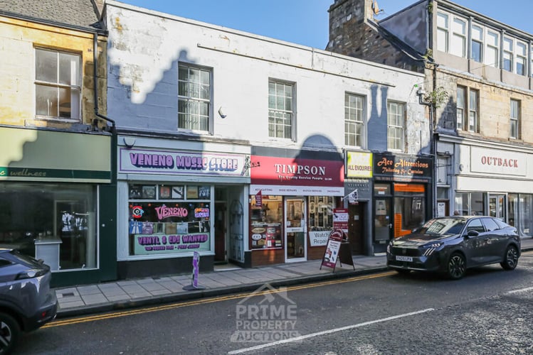 Main view of property at 22a East Port, Dunfermline, KY12 7JB