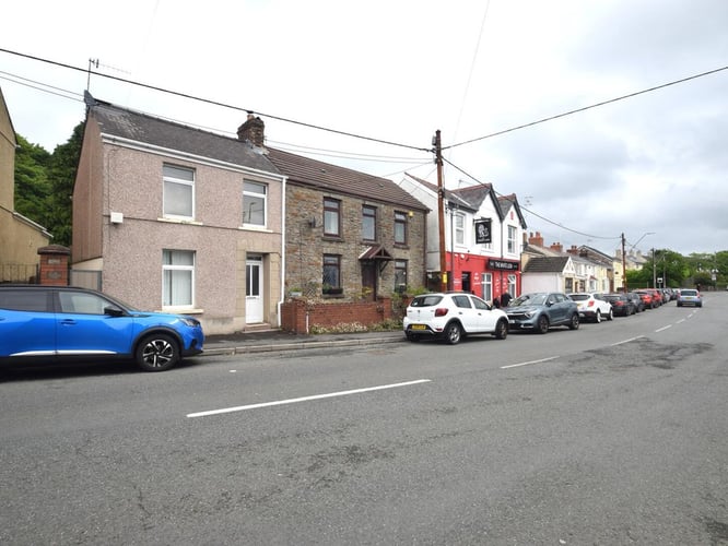 Main view of property at 56 Pemberton Road, Dyfed, SA14 9BG