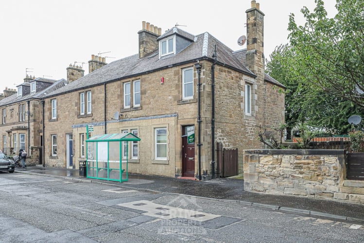 Main view of property at 52 Bonnyrigg Road, Dalkeith, EH22 3HE