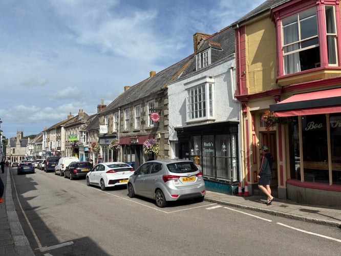 Main view of property at 30 Meneage Street, Helston, TR13 8AB