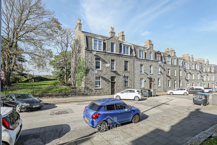 Main view of property at Flat A 88 Menzies Road, Aberdeen, AB11 9AJ