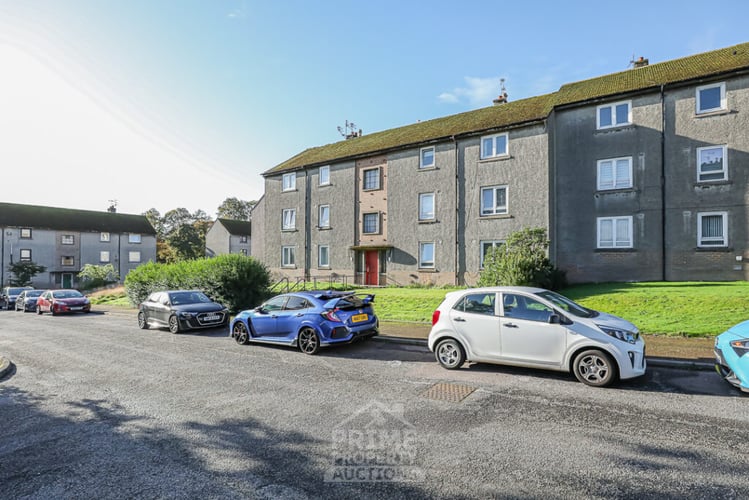 Main view of property at 1 Cadenhead Road, Aberdeen, AB25 3AJ